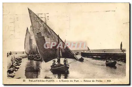 Cartes postales Bateau de peche Palavas les Flots l'entree du port