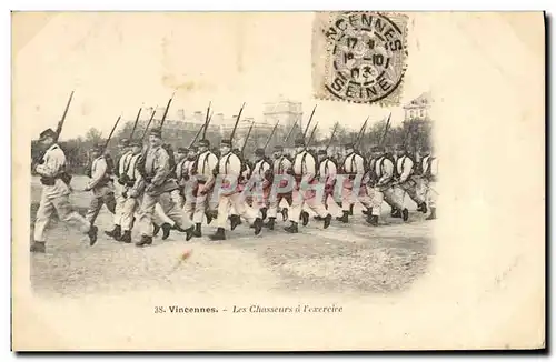 Cartes postales Militaria Vincennes Les chasseurs a l&#39exercice