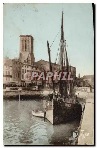 Ansichtskarte AK Bateau de peche La Rochelle Le port vers Saint Sauveur