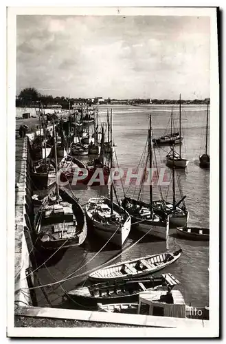 Cartes postales Bateau de peche Royan Le port