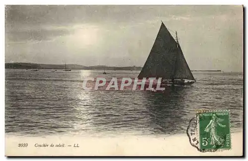 Cartes postales Bateau de peche Coucher de soleil