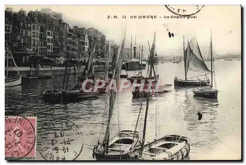 Ansichtskarte AK Bateau de peche Le Havre Le grand quai