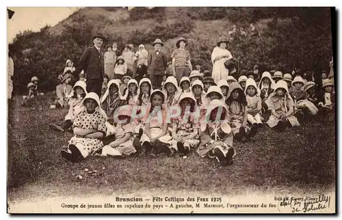 Ansichtskarte AK Brancion Fete celtique des Feux 1925 Groupe de jeunes filles