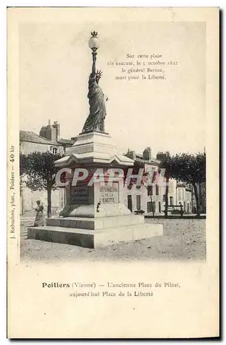 Ansichtskarte AK Statue de la liberte Poitiers L&#39ancienne place du pilori aujourd&#39hui Place de la Liberte