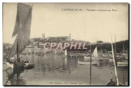 Cartes postales Bateau de Peche Cannes Tartane rentrant au port