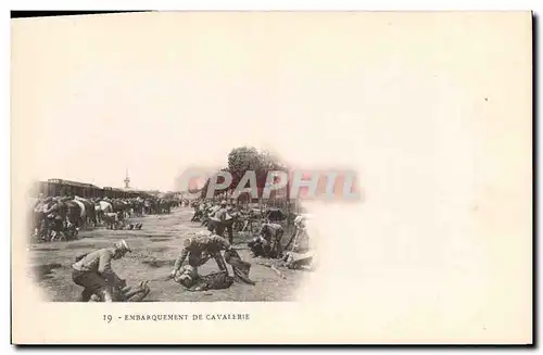 Ansichtskarte AK Fantaisie Militaria Embarquement de cavalerie