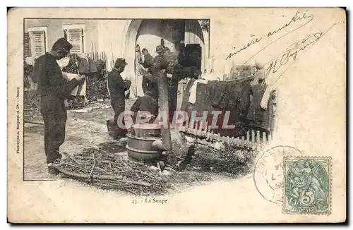 Cartes postales Fantaisie Militaria La soupe