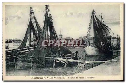 Ansichtskarte AK Bateau de Peche Martigues Bateaux de peche a Ferrieres