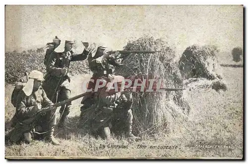 Cartes postales Fantaisie Militaria Une embuscade