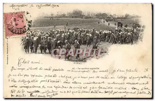 Cartes postales Fantaisie Militaria La cantine approche