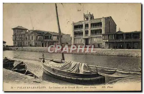 Cartes postales Bateau Peche Palavas les Flots le casino et le grand Hotel rive droite