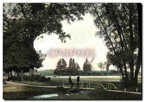 Cartes postales Moulin a vent Paris Bois de Boulogne Derriere le moulin de Longchamp