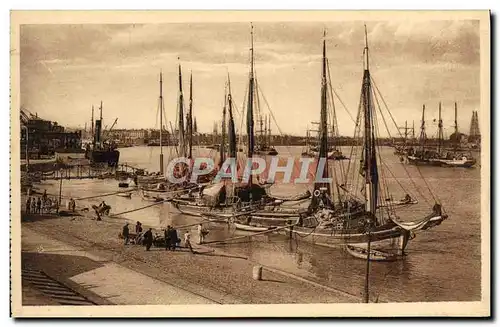 Cartes postales Bateau Peche Bordeaux La rade