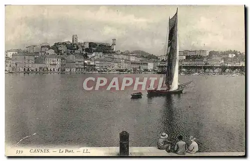 Ansichtskarte AK Bateau Peche Cannes Le port