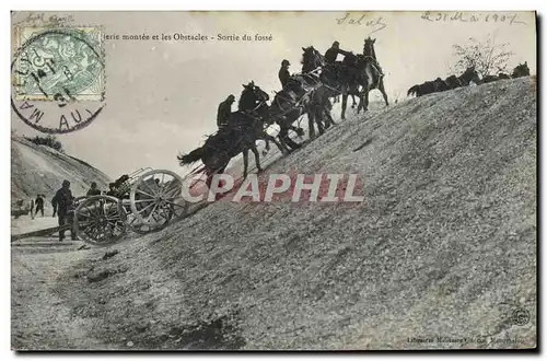 Cartes postales Militaria Montee obstacles Chevaux Sortie du fosse