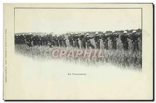 Cartes postales Militaria En tirailleurs