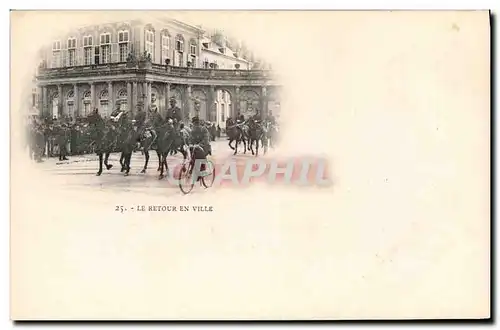 Cartes postales Militaria Le retour en ville Velo Cycle