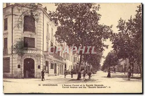 Cartes postales Banque Draguignan L&#39avenue Carnot et la Societe Generale