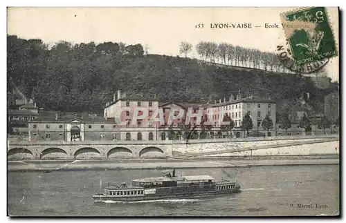 Cartes postales Lyon Ecole Veterinaire Bateau