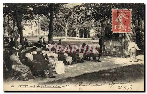 Ansichtskarte AK Theatre Vittel Le Guignol dans le parc TOP