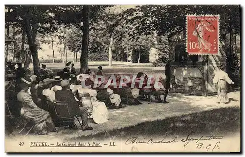 Cartes postales Theatre Vittel Le Guignol dans le parc TOP