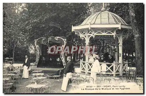 Cartes postales Theatre Guignol Vichy Parc Lardy Le kiosque de la musique et les Pygmees