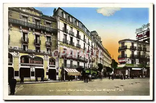 Ansichtskarte AK Banque Vichy Place Victor Hugo et Rue Marechal Foch Credit Lyonnais