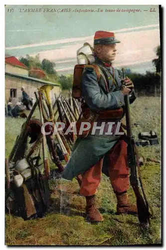 Ansichtskarte AK Militaria Infanterie En tenue de campagne