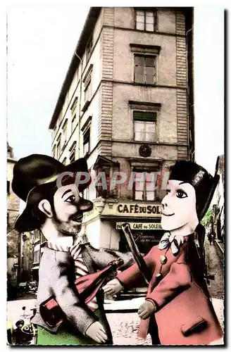 Ansichtskarte AK Guignols Guignol et gnafron sur la place de la Trinite Montee du Gourguillon Rue St Georges Lyon