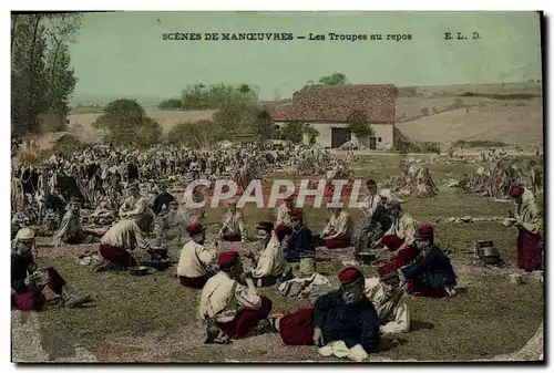 Cartes postales Militaria Scenes de manoeuvre Les troupes au repos