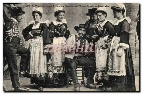 Cartes postales Cartomancie Voyance Folklore Le tireur de Bonne aventure Costumes de fete de Scaer et Bannalec