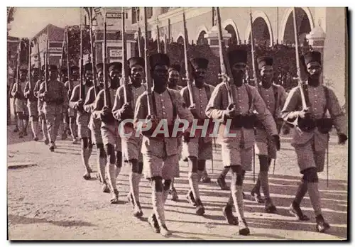 Ansichtskarte AK Militaria Troupes coloniales Cipayes de l&#39Inde