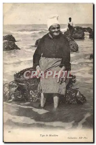 Cartes postales Folklore Type de Mouliere Peche