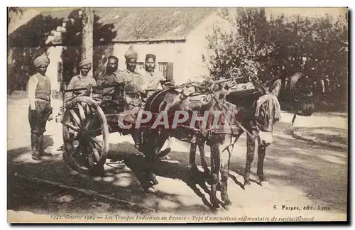 Cartes postales Militaria Les troupes indiennes en France Type d&#39une voiture reglementaire de ravitaillement