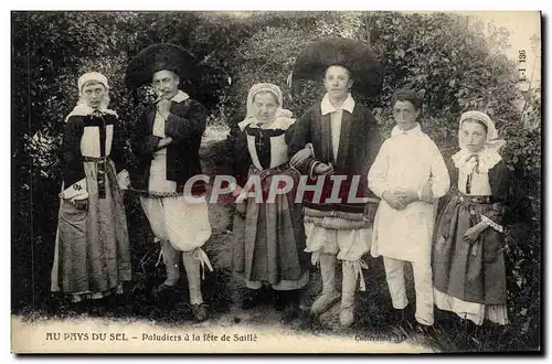 Cartes postales Folklore Marais salants Au pays du Sel Paludiers a la fete de Saille