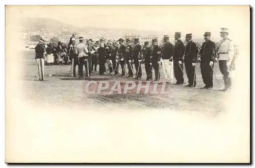 Cartes postales Medaille Remise de decorations Militaria