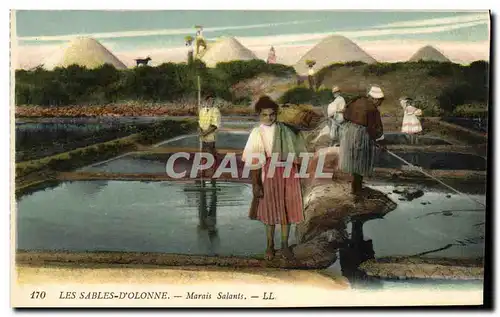 Ansichtskarte AK Folklore Marais Salants Les Sables d&#39Olonne