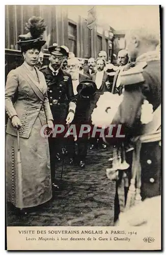 Cartes postales Visite des souverains anglais a Paris 1914 Leurs majestes a leur descente de la gare a Chantilly