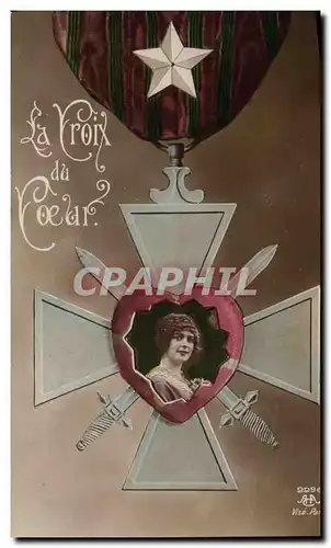 Ansichtskarte AK Militaria Medaille Femme La croix du coeur