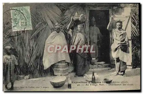Cartes postales Exposition d&#39angers 1906 Au village noir Distribution de vivres