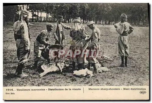 Ansichtskarte AK Militaria Tirailleurs marocains Distribution de viande