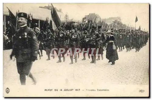 Ansichtskarte AK Militaria Revue du 14 Juillet 1917 Troupes coloniales