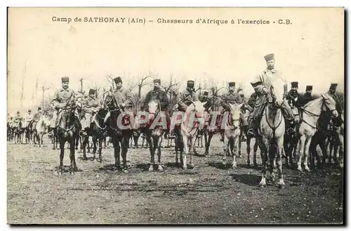 Ansichtskarte AK Militaria Camp de Sathonay Chasseurs d&#39Afrique a l&#39exercice