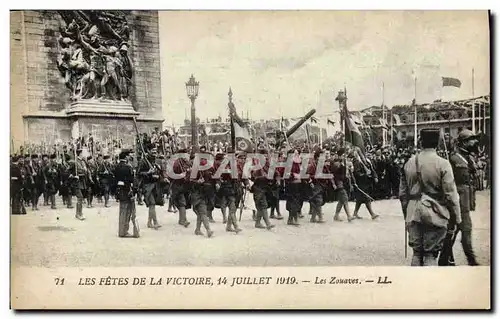 Cartes postales Militaria Les Fetes de la Victoire 14 Juillet 1919 Les zouaves