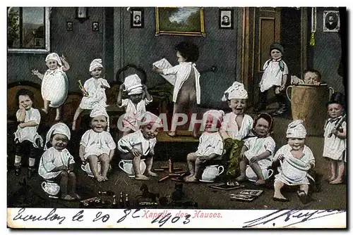 Cartes postales Fantaisie Enfant Bebe Kapelle des Hauses