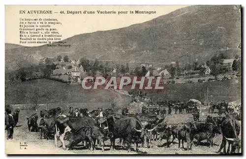 Cartes postales Folklore Auvergne Depart d&#39une vacherie pour la montagne Vaches