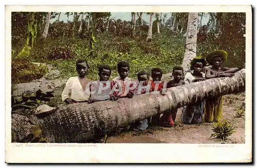 Cartes postales Negre Enfant Noir Eight little pickaninnies kneeling in a row