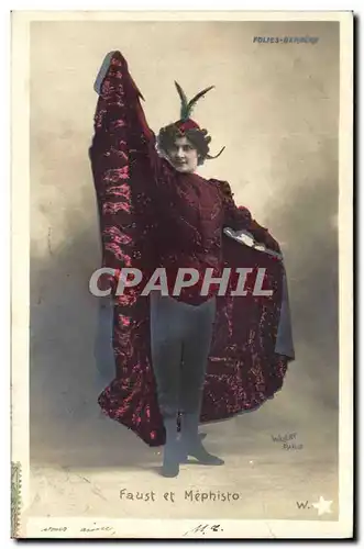 Cartes postales Femme Theatre Faust et Mephisto Folies Bergere Paris