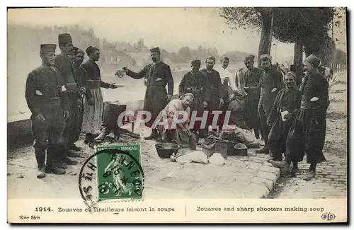 Cartes postales Militaria Zouaves et tirailleurs faisant la soupe