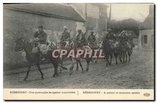 Ansichtskarte AK Militaria Une patrouille de Spahis marocains